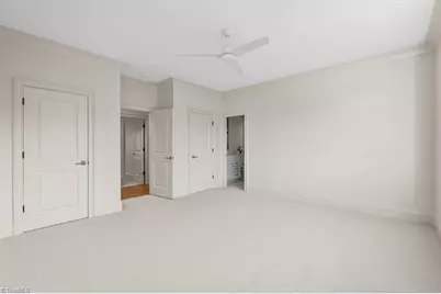 905 Brookside Drive, Greensboro, NC 27408 - Photo 37