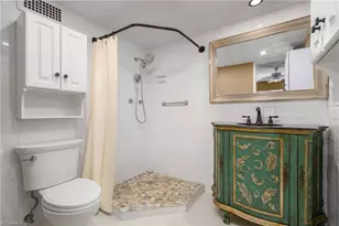 1101 N Elm St, Greensboro, NC 27401 - Photo 17