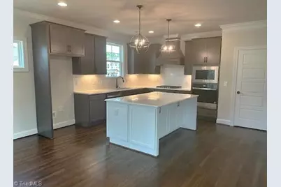 7653 Valhalla Way, Greensboro, NC 27409 - Photo 7