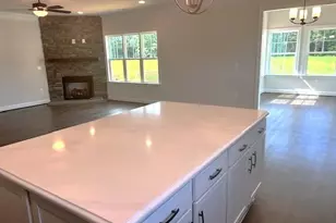 7653 Valhalla Wy, Greensboro, NC 27409 - Photo 17