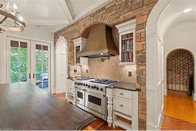 3560 Kirklees Road, Winston-Salem, NC 27104 - Photo 17