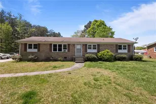 2319 James Boswell Rd, Burlington, NC 27217 - Photo 9