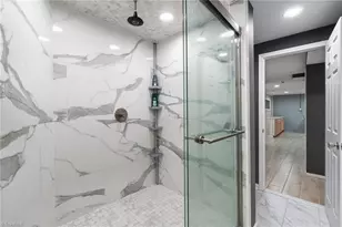 2404 Hunters Ridge Dr, Pleasant Garden, NC 27313 - Photo 29