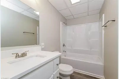 128 Kathland Avenue, Thomasville, NC 27360 - Photo 17