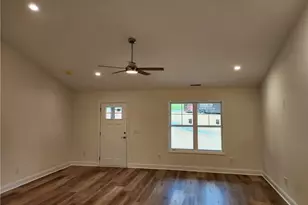 734 Central Falls Rd, Asheboro, NC 27203 - Photo 3