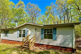 1458 Merridon Dr, Pinnacle, NC 27043 - Photo 1