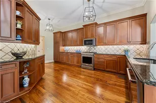 39 Creswell Manor Dr, Greensboro, NC 27407 - Photo 15