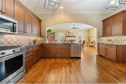 39 Creswell Manor Drive, Greensboro, NC 27407 - Photo 17