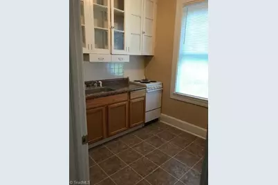 119 S Franklin Street #3, Reidsville, NC 27320 - Photo 3