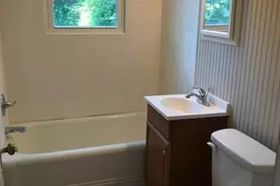 119 S Franklin St, Reidsville, NC 27320 - Photo 5