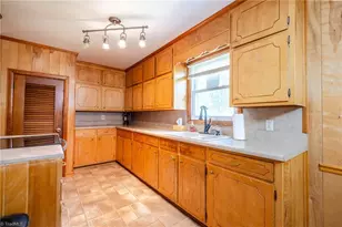 1401 Walnut St, Reidsville, NC 27320 - Photo 19