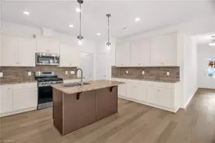 3607 Townland Cir, Clemmons, NC 27012 - Photo 9