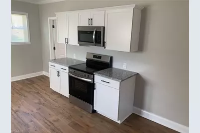 401 Greenwood Street, Eden, NC 27288 - Photo 3