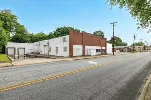 524 S Scales St, Reidsville, NC 27320 - Photo 7