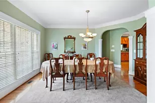 1004 Dunleigh Dr, Burlington, NC 27215 - Photo 5