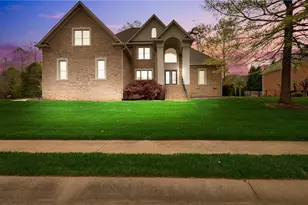 1004 Dunleigh Dr, Burlington, NC 27215 - Photo 1