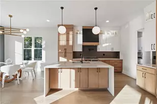 833 Dunleigh Dr, Burlington, NC 27215 - Photo 7