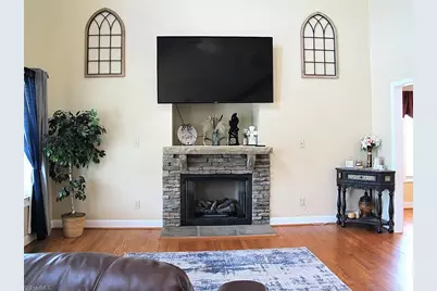 108 Drake Lane, Lexington, NC 27295 - Photo 3