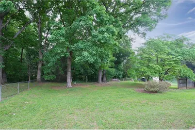 429 Mendenhall Drive, Winston-Salem, NC 27127 - Photo 7