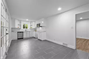 2841 White Meadow Ln, Winston-Salem, NC 27107 - Photo 11