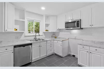 2841 White Meadow Lane, Winston-Salem, NC 27107 - Photo 15