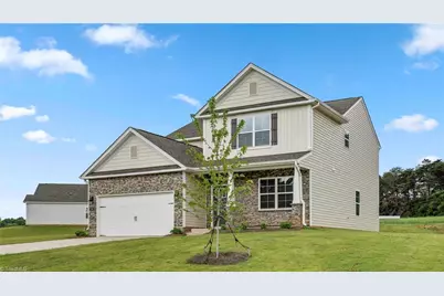 206 Lisa Lane, Winston-Salem, NC 27107 - Photo 3