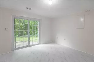 4122 Romaine St, Greensboro, NC 27407 - Photo 25