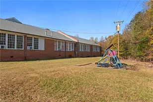 2335 Nc Hwy 87, Reidsville, NC 27320 - Photo 33