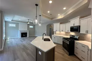 1108 Hudson Dr, Mebane, NC 27302 - Photo 5