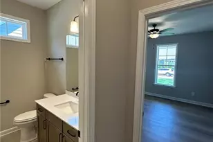 1108 Hudson Dr, Mebane, NC 27302 - Photo 7