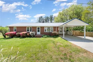 1711 Ploughboy Ln, Winston-Salem, NC 27103 - Photo 1