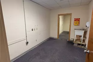 1310 Beaman Pl, Greensboro, NC 27408 - Photo 15