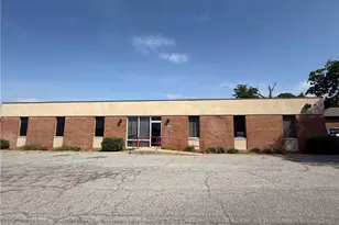 1310 Beaman Pl, Greensboro, NC 27408 - Photo 7