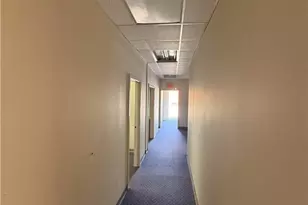 1310 Beaman Pl, Greensboro, NC 27408 - Photo 17