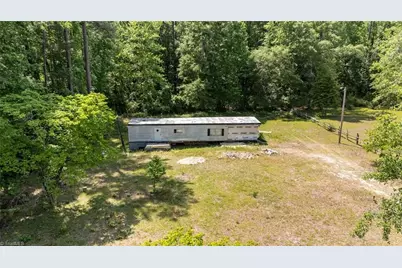 121 Green Cedar Lane, Rockingham, NC 28379 - Photo 3