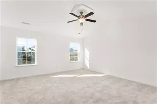 1043 Thicket Dr, Burlington, NC 27217 - Photo 17