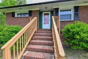 2507 E Woodlyn Way, Greensboro, NC 27407 - Photo 5