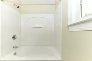 2507 E Woodlyn Way, Greensboro, NC 27407 - Photo 27