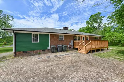 2507 E Woodlyn Way, Greensboro, NC 27407 - Photo 7