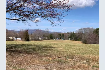 320 W King Street, King, NC 27021 - Photo 7