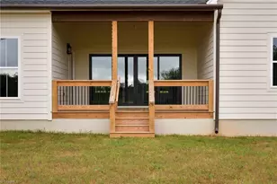 4211 Gracewood Farm Dr, Winston-Salem, NC 27101 - Photo 5