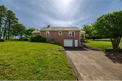 310 Sedge Garden Road, Kernersville, NC 27284 - Photo 7