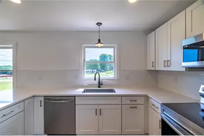 310 Sedge Garden Road, Kernersville, NC 27284 - Photo 19