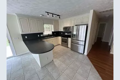 267 S Boyles Street, Pilot Mountain, NC 27041 - Photo 5