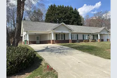 267 S Boyles Street, Pilot Mountain, NC 27041 - Photo 1