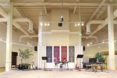 4240 Furniture Avenue, Jamestown, NC 27282 - Photo 17