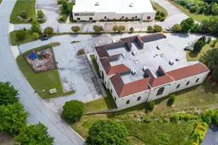 4240 Furniture Ave, Jamestown, NC 27282 - Photo 7