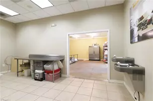 4240 Furniture Ave, Jamestown, NC 27282 - Photo 39