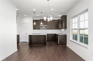 258 Plains Dr, Burlington, NC 27217 - Photo 11