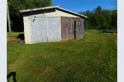 5704 & 5700 Pine Swamp Road, Sparta, NC 28675 - Photo 27